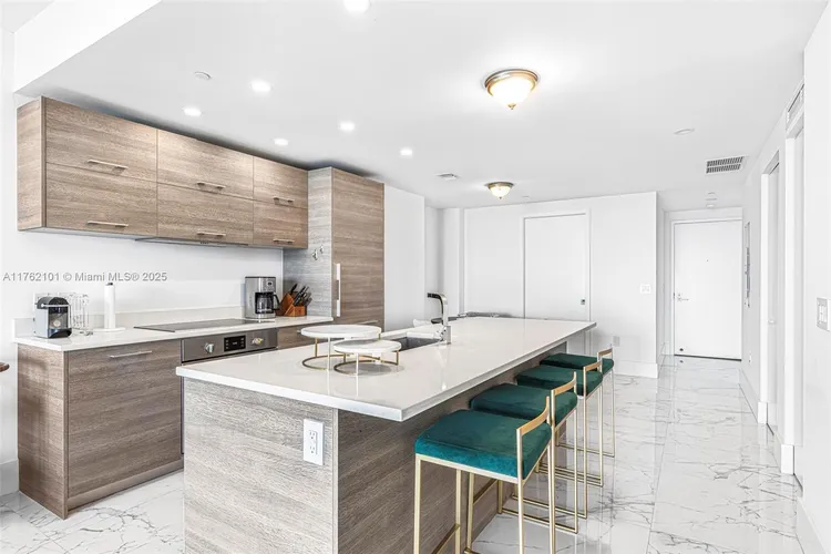 Paraiso Bay #4903 image #10