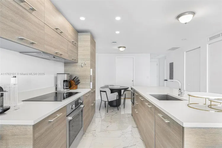 Paraiso Bay #4903 image #11