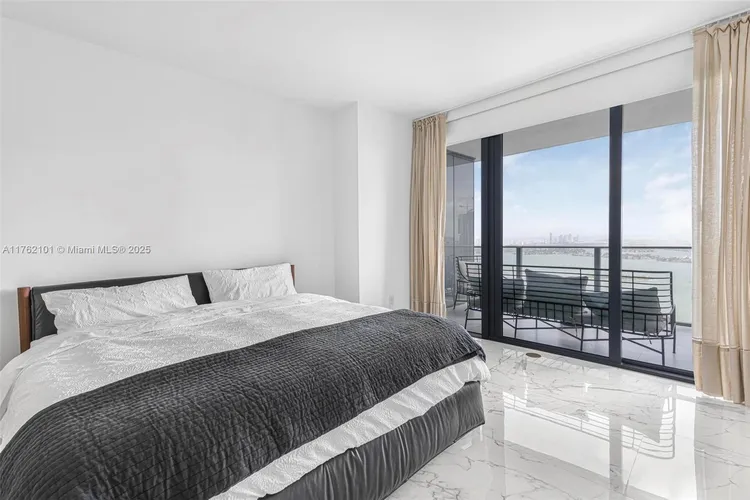 Paraiso Bay #4903 image #16