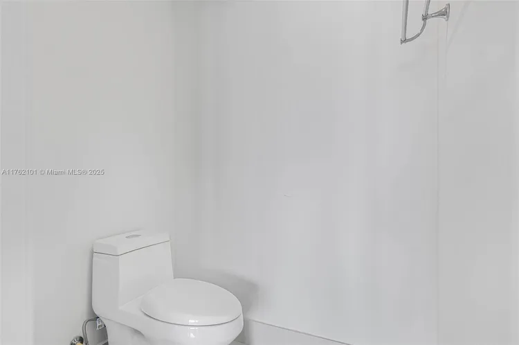 Paraiso Bay #4903 image #19