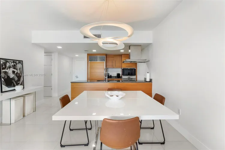 Icon Brickell II #4907 image #15