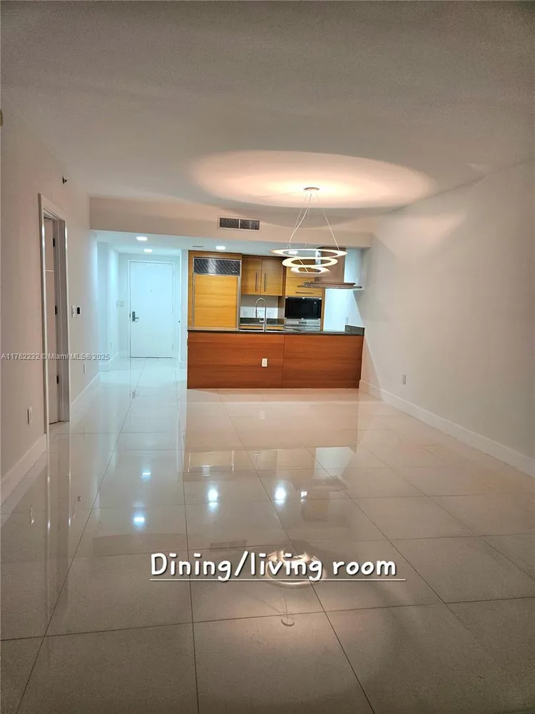 Icon Brickell II #4907 image #21
