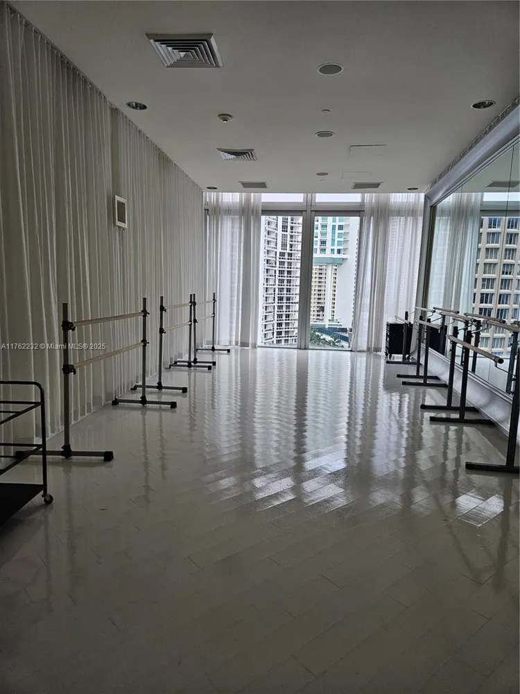 Icon Brickell II #4907 image #54