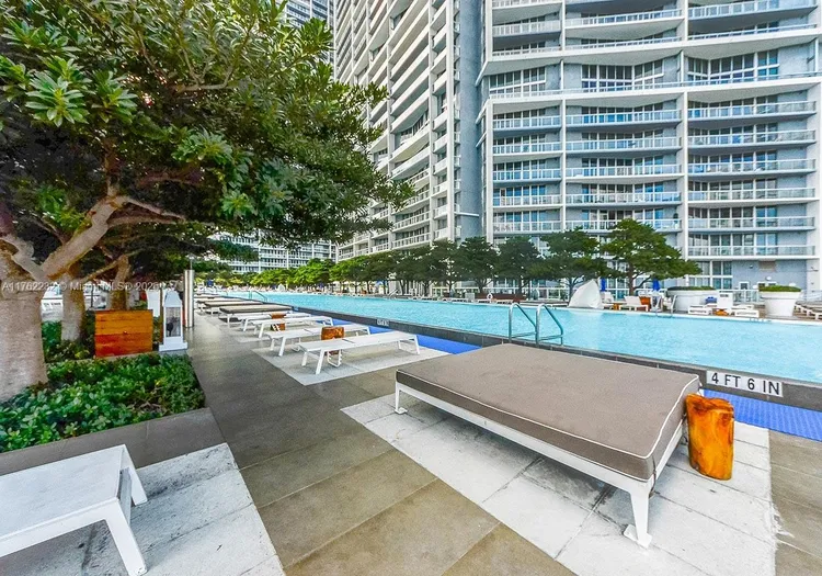 Icon Brickell II #4907 image #59