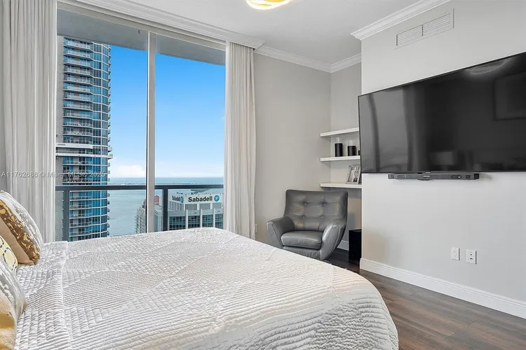 Avenue 1060 Brickell #4303 image #12