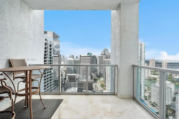 Avenue 1060 Brickell #4303 image #32