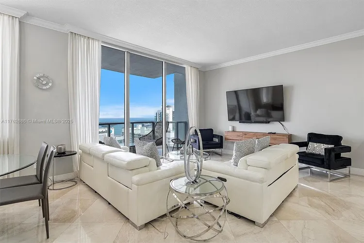 Avenue 1060 Brickell #4303 image #7