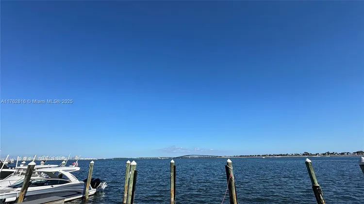 Skyline On Brickell #1012 image #18