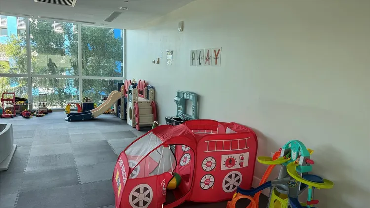 Skyline On Brickell #1012 image #22