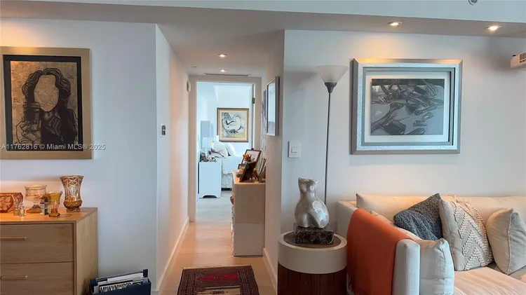 Skyline On Brickell #1012 image #37