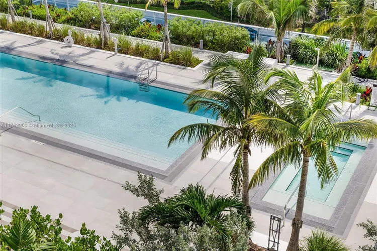 Aurora #702 image #16