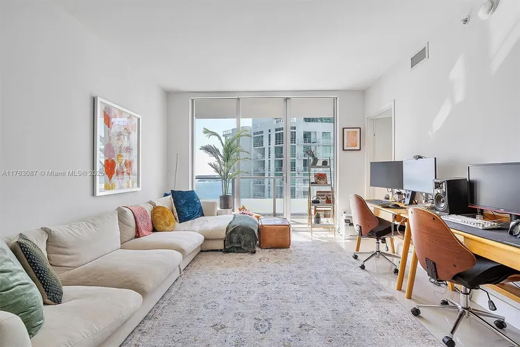 Brickell House #2404 image #6