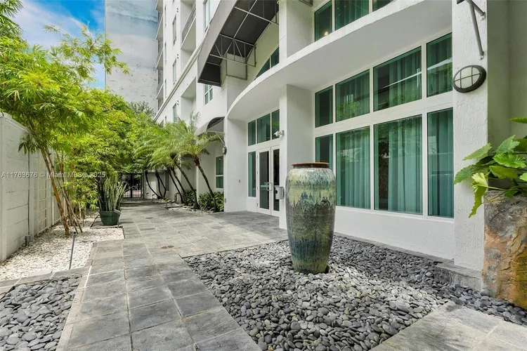 Loft Downtown I #208 image #30