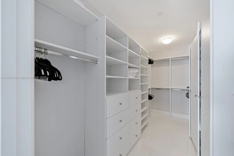 Trump Tower 3 #503 image #13