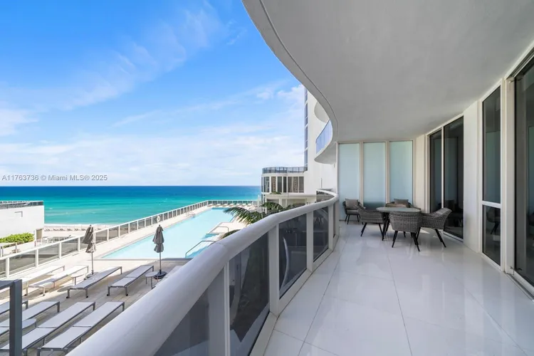 Trump Tower 3 #503 image #19