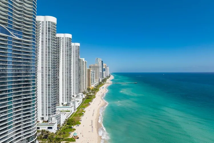 Trump Tower 3 #503 image #23