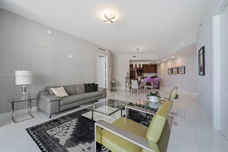 Trump Tower 3 #503 image #8