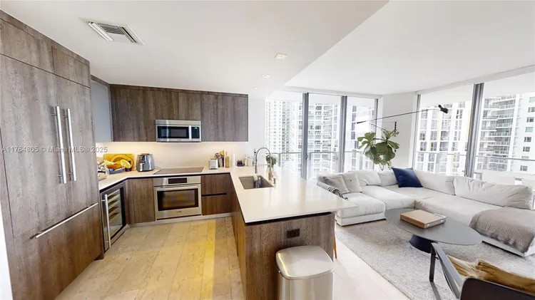 Reach Brickell City Centre #1111 image #13