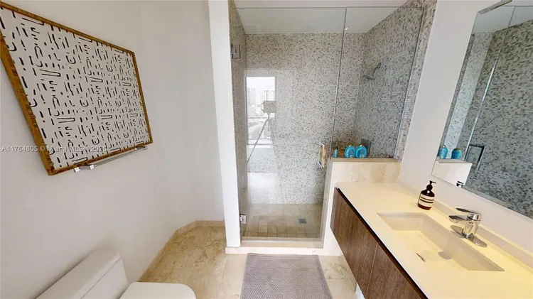 Reach Brickell City Centre #1111 image #19