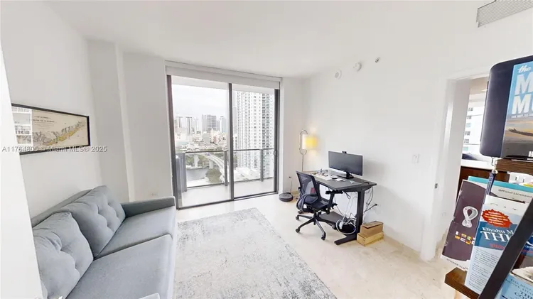 Reach Brickell City Centre #1111 image #20