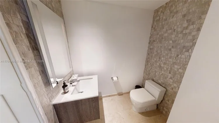 Reach Brickell City Centre #1111 image #22