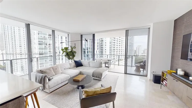 Reach Brickell City Centre #1111 image #25