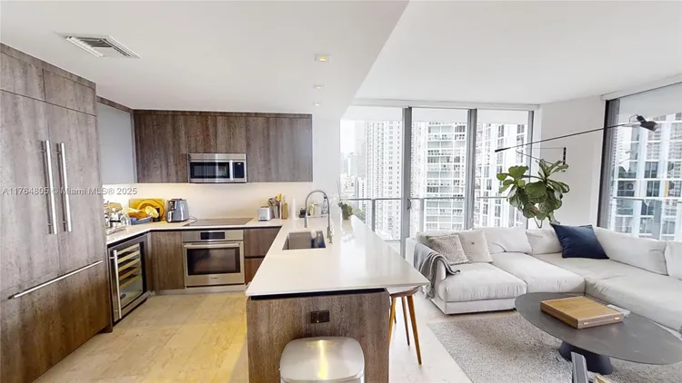 Reach Brickell City Centre #1111 image #26