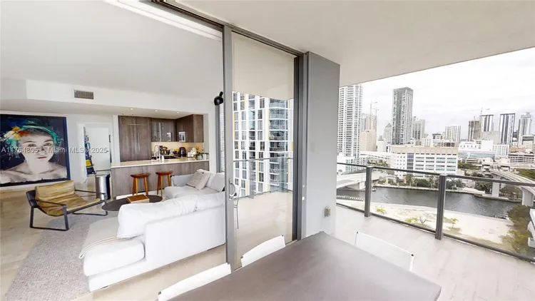 Reach Brickell City Centre #1111 image #28