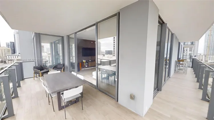 Reach Brickell City Centre #1111 image #35