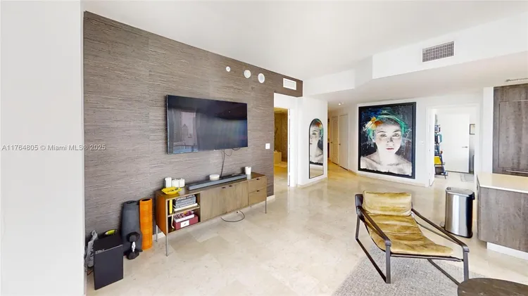 Reach Brickell City Centre #1111 image #40