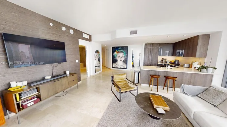 Reach Brickell City Centre #1111 image #6