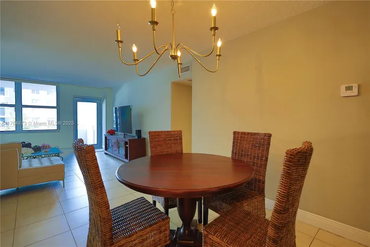 Four Winds #503 image #16