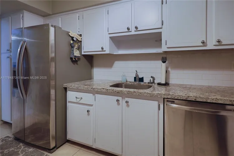 Four Winds #503 image #17