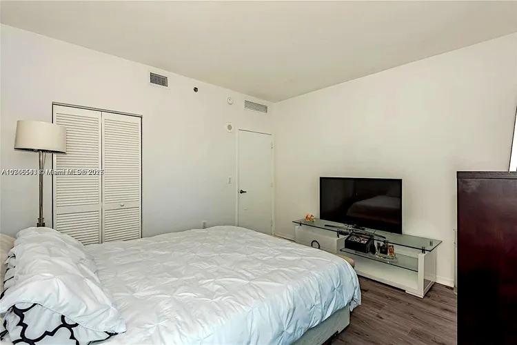 The Plaza on Brickell North #2909 image #13