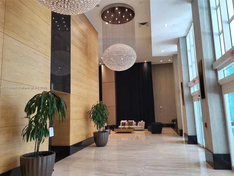 The Plaza on Brickell North #2909 image #18