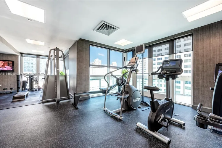 The Plaza on Brickell North #2909 image #32