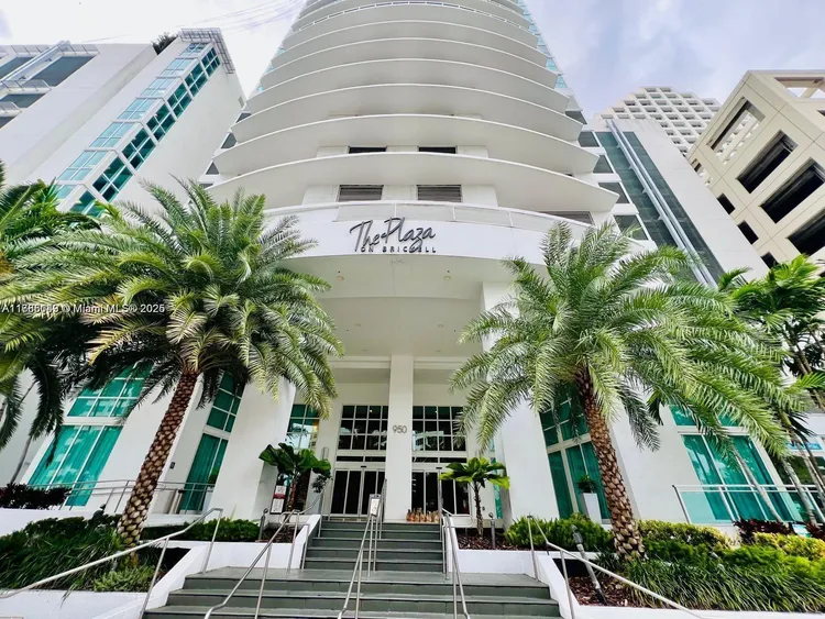 The Plaza on Brickell North #2909 image #35