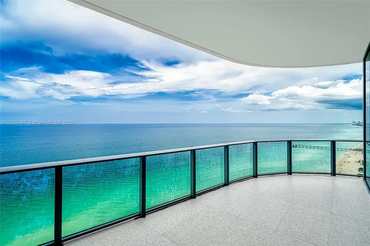 Chateau Beach Residences #2701 image #14