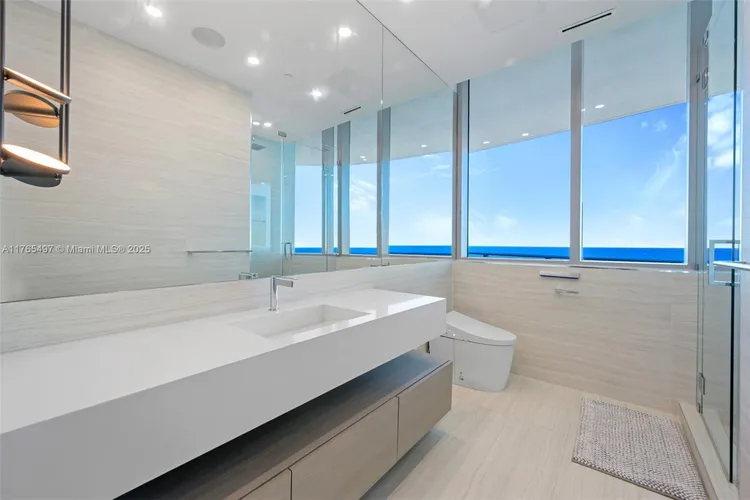 Chateau Beach Residences #2701 image #19