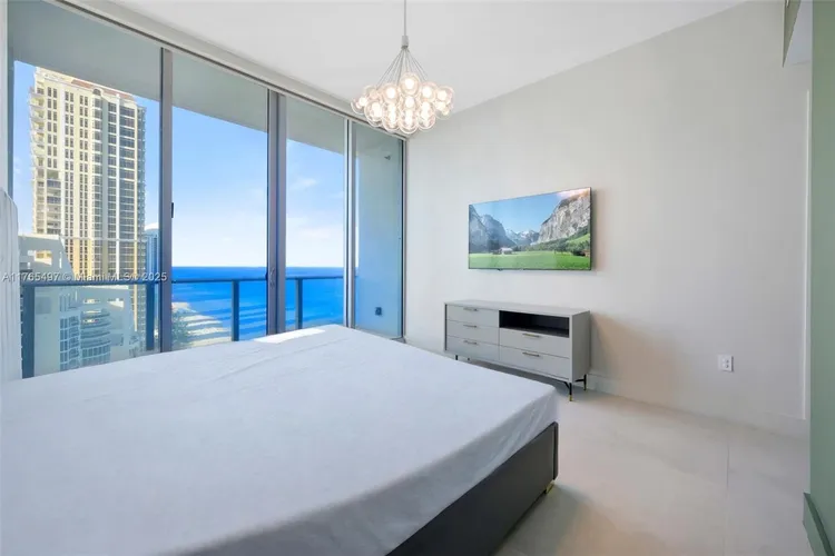 Chateau Beach Residences #2701 image #21