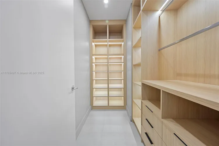 Chateau Beach Residences #2701 image #29