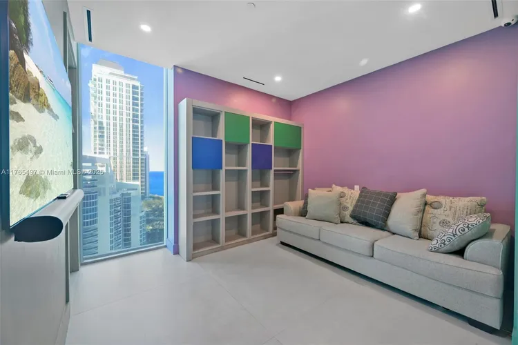 Chateau Beach Residences #2701 image #30