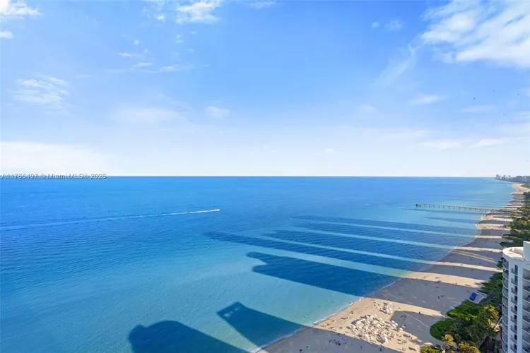 Chateau Beach Residences #2701 image #39