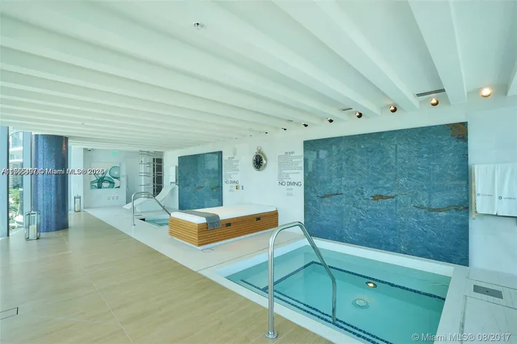 Chateau Beach Residences #2701 image #45