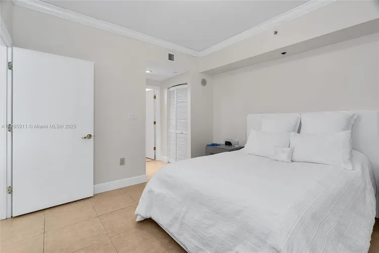 One Village Place #605 image #11