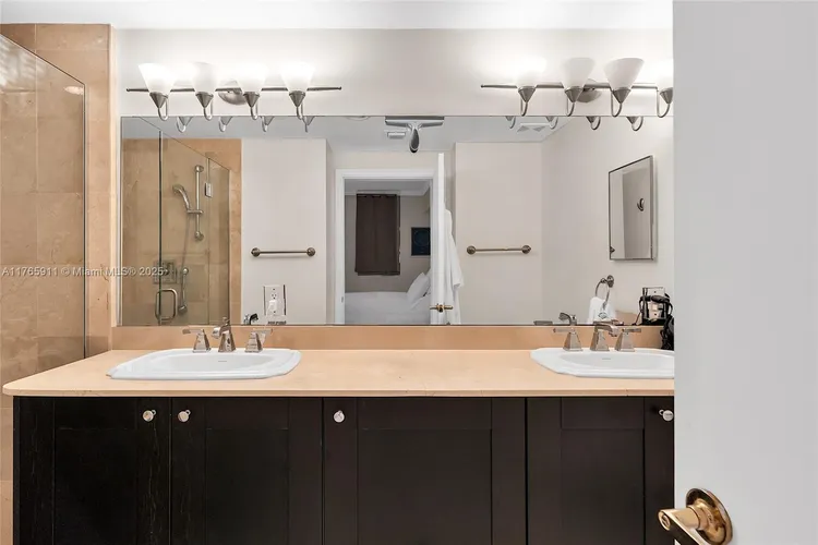 One Village Place #605 image #14