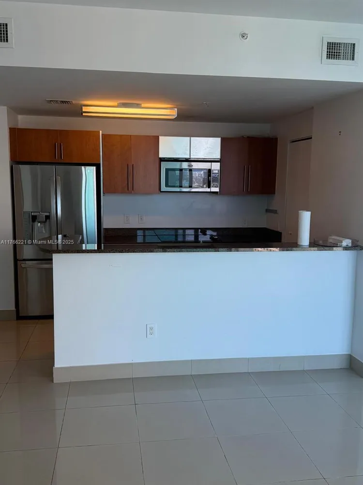 Met1 #3716 image #13