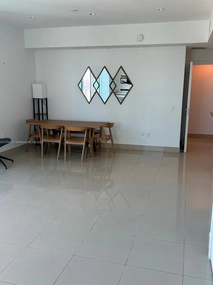 Met1 #3716 image #16