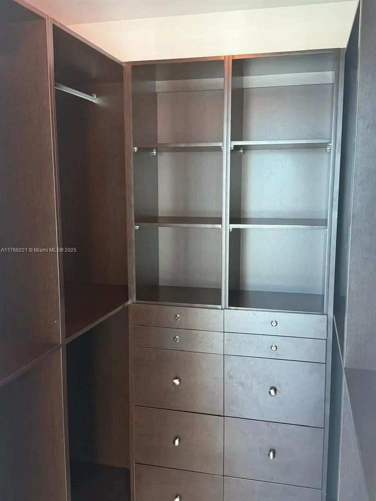 Met1 #3716 image #19