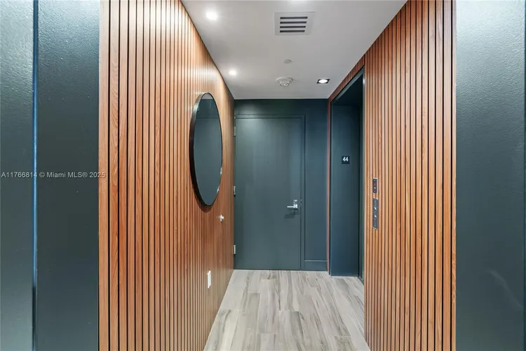 SLS Lux Brickell #4410 image #18